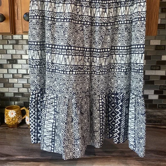 🐚 NEW LOFT Navy White Tribal Geometric Print Tiered Halter Summer Dress Sz M - Picture 5 of 7